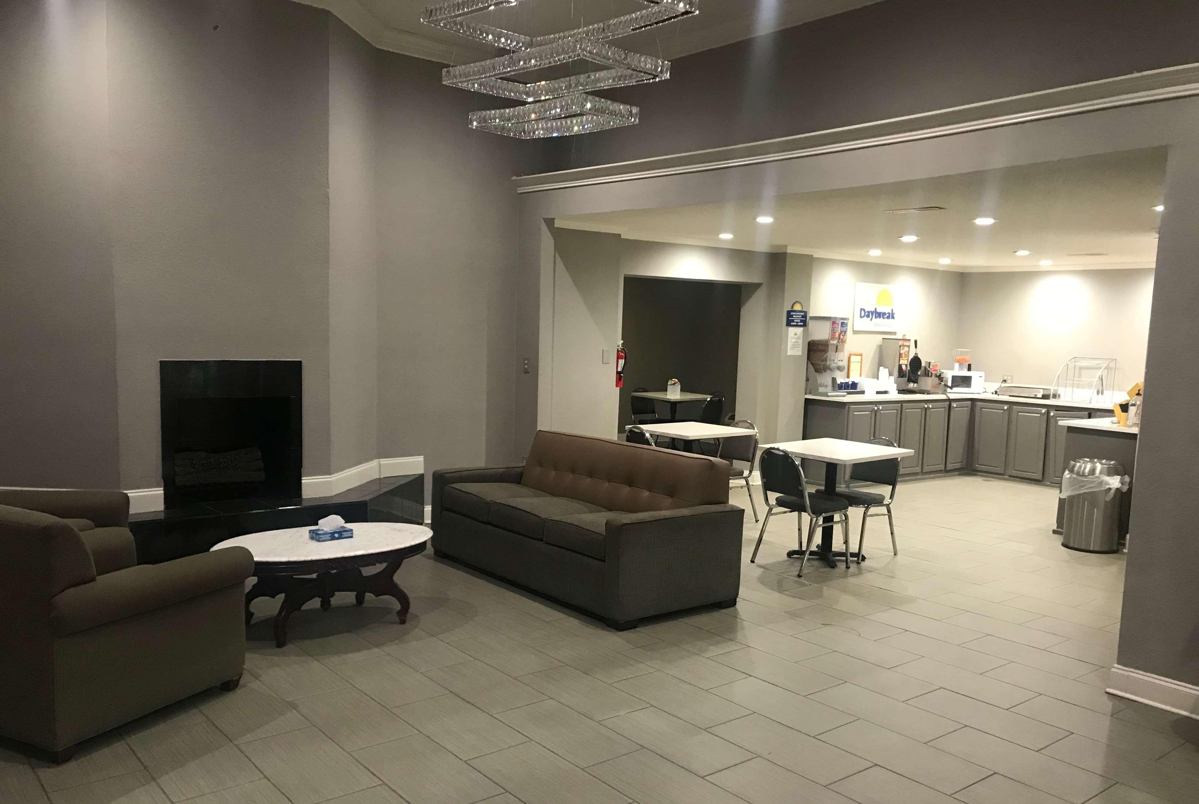 Days Inn & Suites By Wyndham Collierville Germantown Area Eksteriør billede