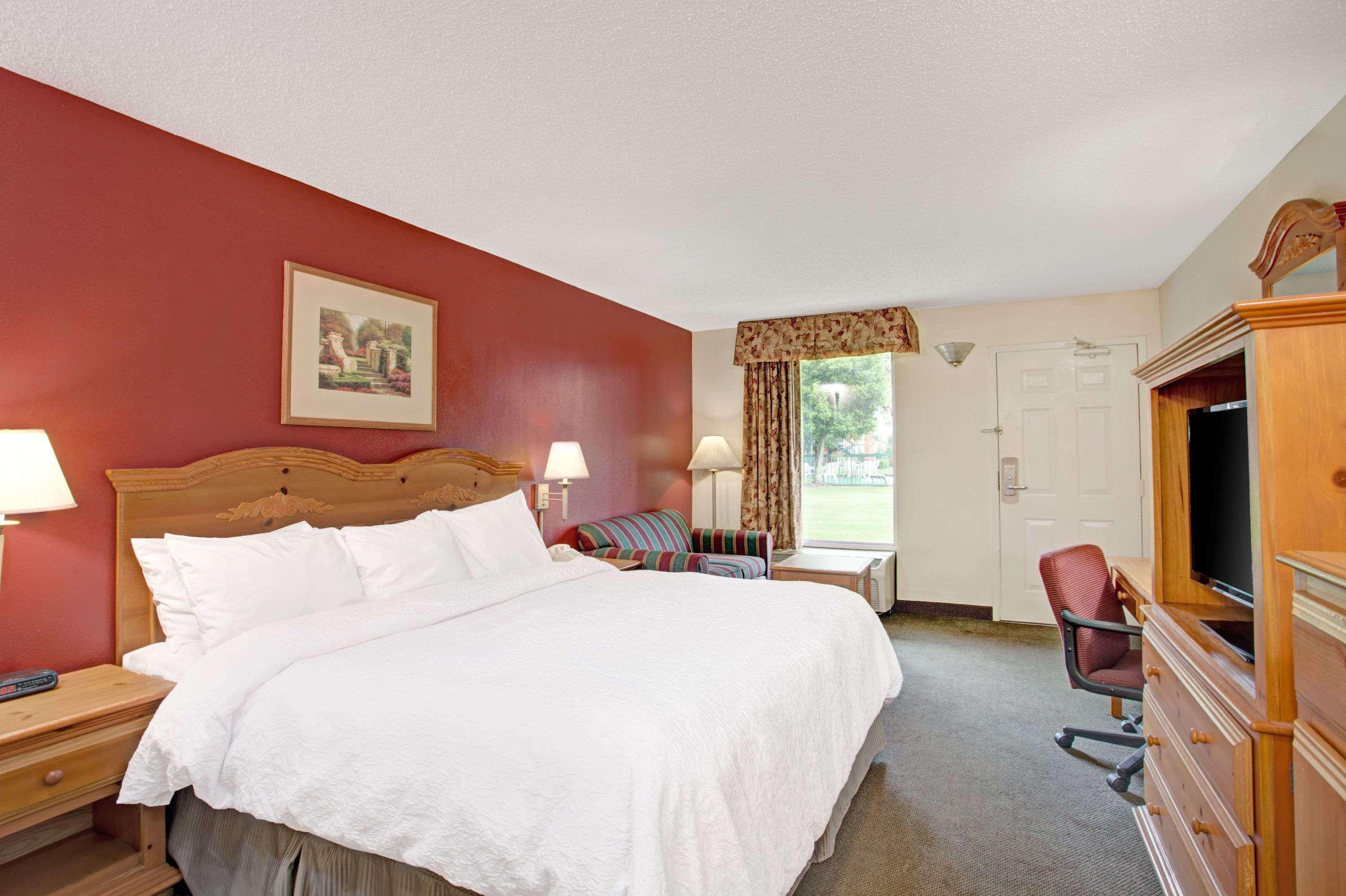 Days Inn & Suites By Wyndham Collierville Germantown Area Eksteriør billede