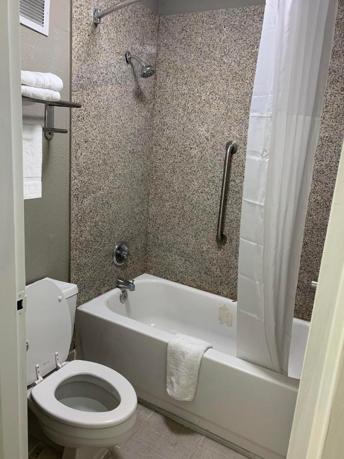 Days Inn & Suites By Wyndham Collierville Germantown Area Eksteriør billede